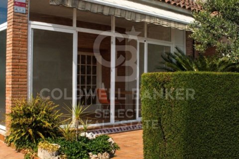 Сasa de 4 dormitorios en venta en Vilassar de Dalt, Barcelona, Cataluña, Spain № 7782 - foto 28