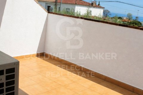 Сasa de 4 dormitorios en venta en Vilassar de Dalt, Barcelona, Cataluña, Spain № 7782 - foto 12