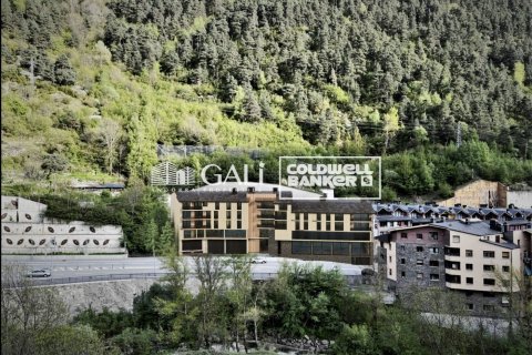Apartamento de 2 dormitorios en venta en Principado De Andorra (Ninguna Poblacion Tiene C.P.), Lérida, Cataluña, Spain № 7783 - foto 4