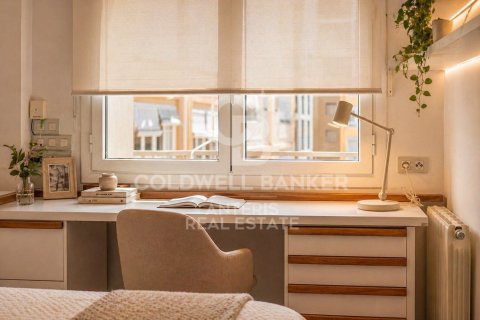 Apartamento de 2 dormitorios en venta en Barcelona, Cataluña, Spain № 7784 - foto 7