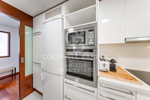 Apartamento de 2 dormitorios en venta en Barcelona, Cataluña, Spain № 7784 - foto 21