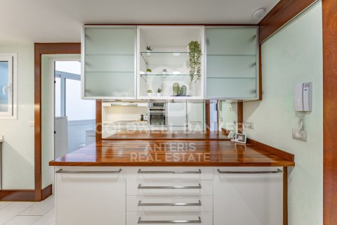 Apartamento de 2 dormitorios en venta en Barcelona, Cataluña, Spain № 7784 - foto 19