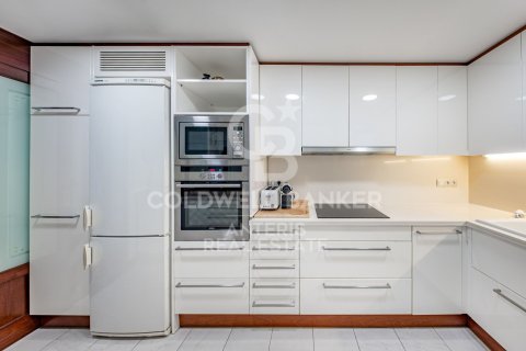 Apartamento de 2 dormitorios en venta en Barcelona, Cataluña, Spain № 7784 - foto 22