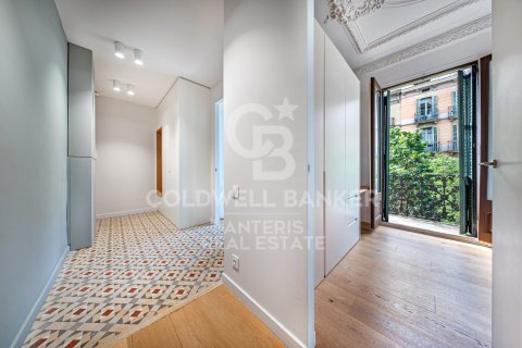 4 bedrooms apartment for sale in Barcelona, Catalonia, Spain № 7785 - photo 18