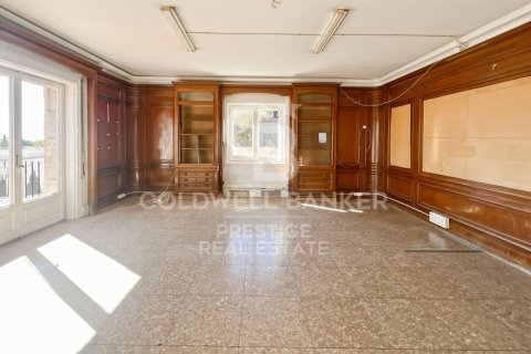 Сasa de 8 dormitorios en venta en Barcelona, Cataluña, Spain № 5965 - foto 10