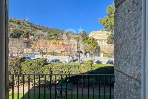Сasa de 8 dormitorios en venta en Barcelona, Cataluña, Spain № 5965 - foto 17