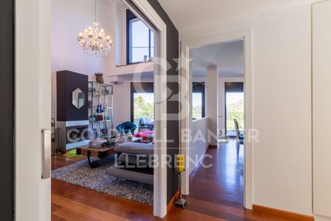 Сasa de 6 dormitorios en venta en Barcelona, Cataluña, Spain № 5964 - foto 21