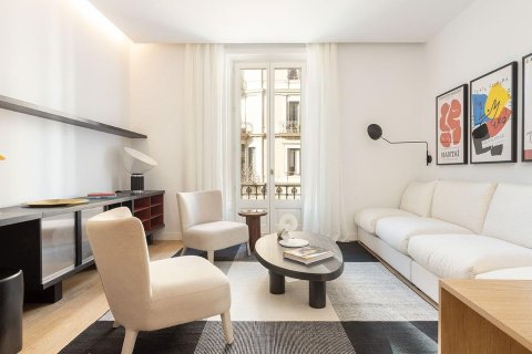 Apartamento de 2 dormitorios en venta en Passeig de Gracia Barcelona, Cataluña, Spain № 3401 - foto 16