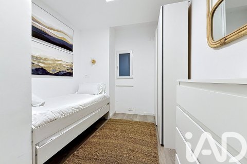 2 bedrooms apartment for sale in Sitges, Barcelona, Catalonia, Spain № 7366 - photo 9