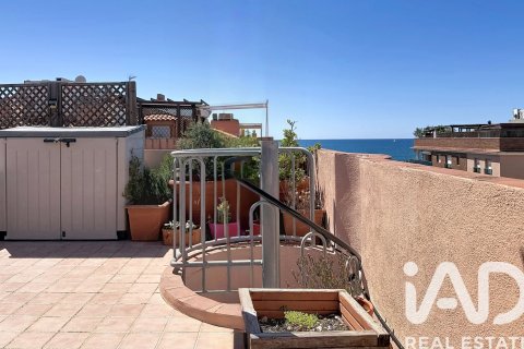 Ático de 3 dormitorios en venta en Calafell, Tarragona, Cataluña, Spain № 7364 - foto 2
