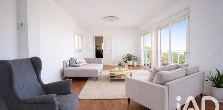 6 bedrooms house for sale in Salou, Tarragona, Catalonia, Spain № 8328
