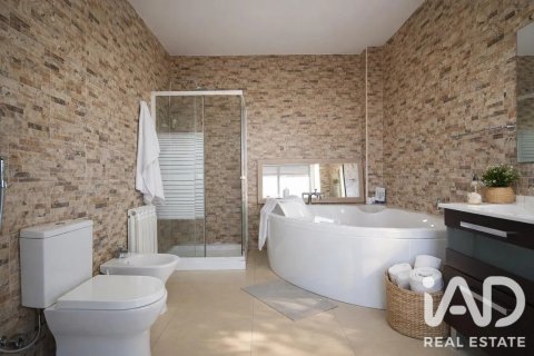 6 bedrooms house for sale in Salou, Tarragona, Catalonia, Spain № 8328 - photo 24