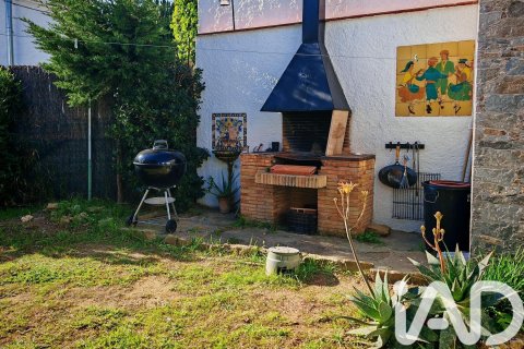 Сasa de 4 dormitorios en venta en Canet de Mar, Barcelona, Cataluña, Spain № 8325 - foto 3