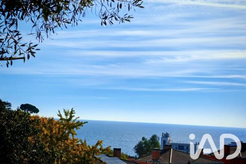 Сasa de 4 dormitorios en venta en Canet de Mar, Barcelona, Cataluña, Spain № 8325 - foto 26