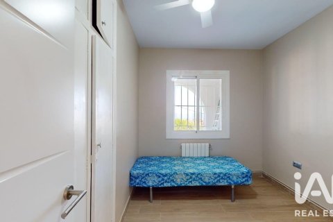 Сasa de 4 dormitorios en venta en Canet de Mar, Barcelona, Cataluña, Spain № 8325 - foto 22