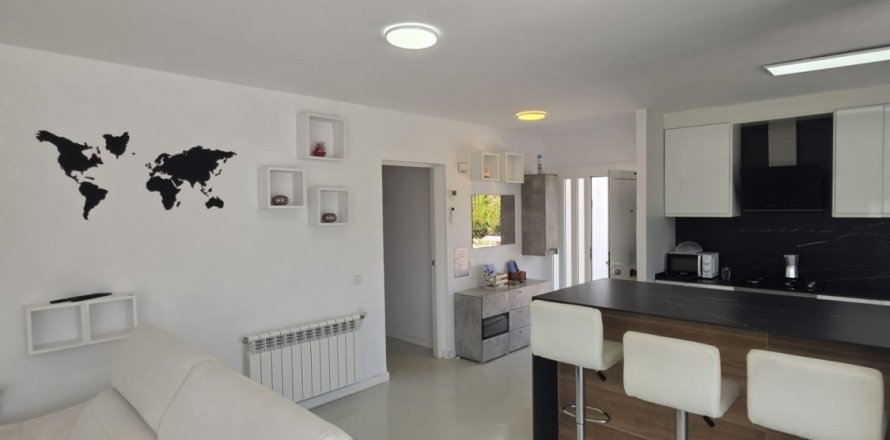 Сasa de 4 dormitorios en venta en L'Ametlla de Mar, Tarragona, Cataluña, Spain № 8327