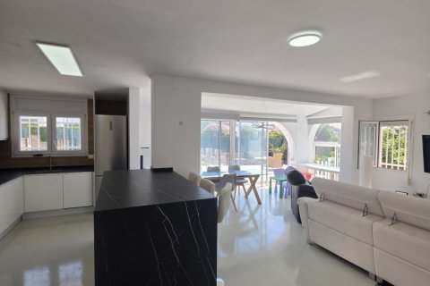Сasa de 4 dormitorios en venta en L'Ametlla de Mar, Tarragona, Cataluña, Spain № 8327 - foto 11