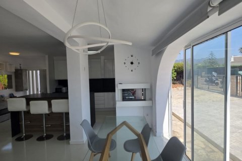 Сasa de 4 dormitorios en venta en L'Ametlla de Mar, Tarragona, Cataluña, Spain № 8327 - foto 3