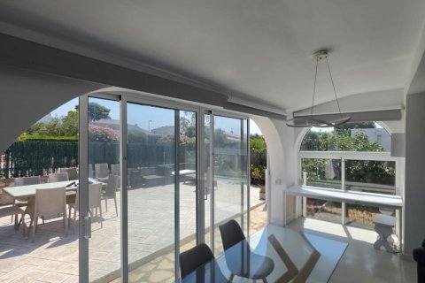 Сasa de 4 dormitorios en venta en L'Ametlla de Mar, Tarragona, Cataluña, Spain № 8327 - foto 10
