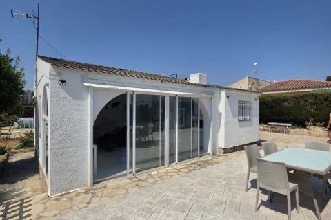Сasa de 4 dormitorios en venta en L'Ametlla de Mar, Tarragona, Cataluña, Spain № 8327 - foto 23