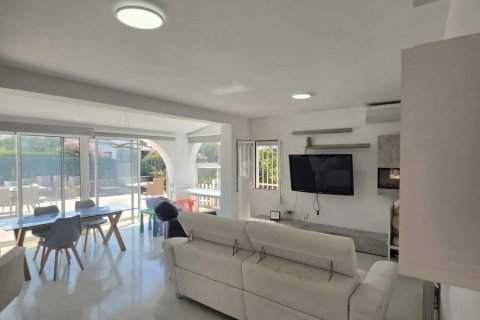 Сasa de 4 dormitorios en venta en L'Ametlla de Mar, Tarragona, Cataluña, Spain № 8327 - foto 5