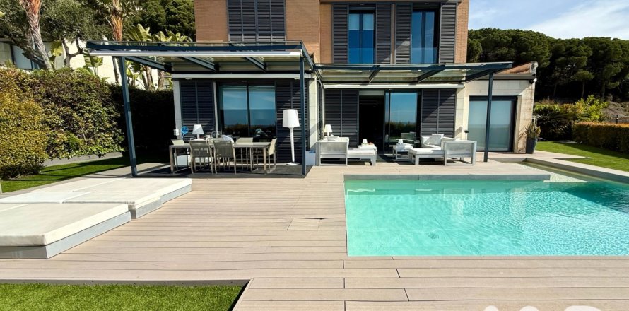 5 chambres house à vendre à Sant Vicenc De Montalt, Barcelona, Catalonia, Spain № 8326