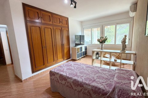 Сasa de 5 dormitorios en venta en Argentona, Barcelona, Cataluña, Spain № 8324 - foto 12