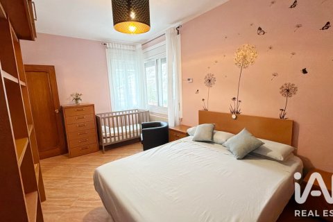 Сasa de 5 dormitorios en venta en Argentona, Barcelona, Cataluña, Spain № 8324 - foto 11