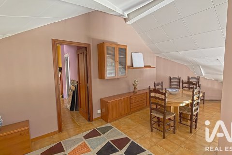 Сasa de 5 dormitorios en venta en Argentona, Barcelona, Cataluña, Spain № 8324 - foto 19