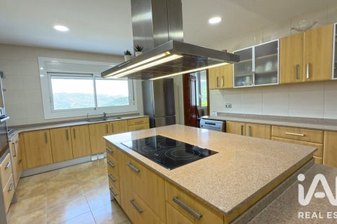 Сasa de 5 dormitorios en venta en Argentona, Barcelona, Cataluña, Spain № 8324 - foto 7
