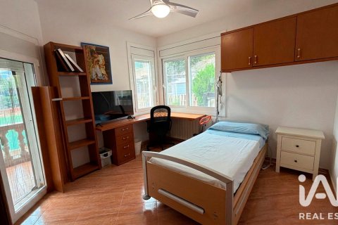 Сasa de 5 dormitorios en venta en Argentona, Barcelona, Cataluña, Spain № 8324 - foto 14