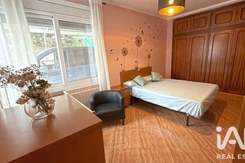 Сasa de 5 dormitorios en venta en Argentona, Barcelona, Cataluña, Spain № 8324 - foto 10