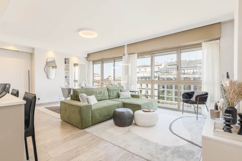 Ático de 2 dormitorios en venta en Barcelona, Cataluña, Spain № 6644