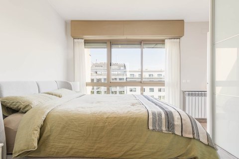 Ático de 2 dormitorios en venta en Barcelona, Cataluña, Spain № 6644 - foto 16