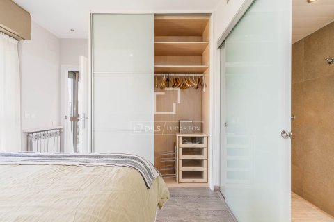 Ático de 2 dormitorios en venta en Barcelona, Cataluña, Spain № 6644 - foto 15