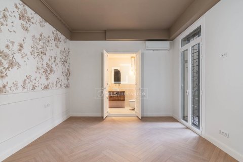 Купить квартиру в Барселона, Испания с 3 спальни, 159м², № 6646 - фото 29
