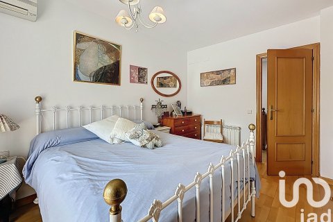 Casa adosada de 5 dormitorios en venta en Sant Pere de Ribes, Barcelona, Cataluña, Spain № 4901 - foto 26