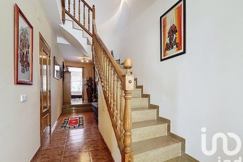 Casa adosada de 5 dormitorios en venta en Sant Pere de Ribes, Barcelona, Cataluña, Spain № 4901 - foto 18