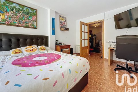 Casa adosada de 5 dormitorios en venta en Sant Pere de Ribes, Barcelona, Cataluña, Spain № 4901 - foto 21