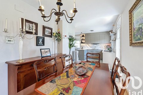 Casa adosada de 5 dormitorios en venta en Sant Pere de Ribes, Barcelona, Cataluña, Spain № 4901 - foto 15