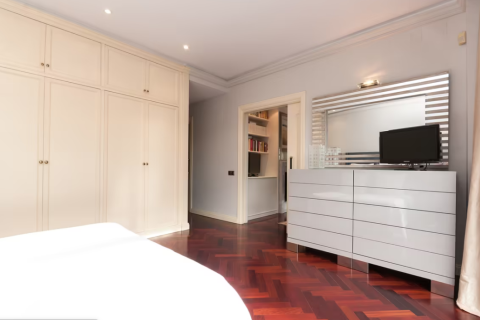 Apartamento de 6 dormitorios en venta en Eixample, Barcelona, Cataluña, Spain № 1204 - foto 15
