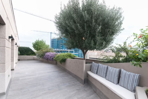 Apartamento de 6 dormitorios en venta en Eixample, Barcelona, Cataluña, Spain № 1204 - foto 2