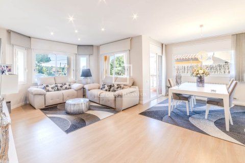 4 bedrooms villa for sale in Sitges, Barcelona, Catalonia, Spain № 4318 - photo 4