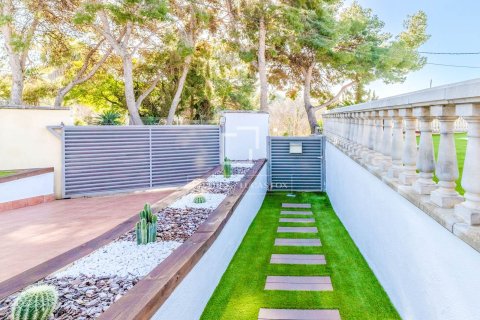 4 bedrooms villa for sale in Sitges, Barcelona, Catalonia, Spain № 4318 - photo 25