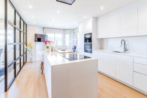 4 bedrooms villa for sale in Sitges, Barcelona, Catalonia, Spain № 4318 - photo 3