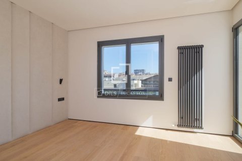 4 bedrooms apartment for sale in Barcelona, Catalonia, Spain № 4313 - photo 28