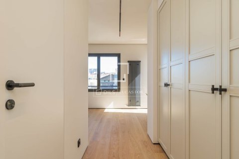 4 bedrooms apartment for sale in Barcelona, Catalonia, Spain № 4313 - photo 27