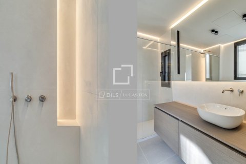 4 bedrooms apartment for sale in Barcelona, Catalonia, Spain № 4313 - photo 25