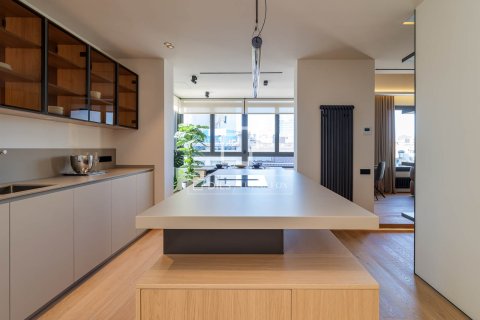 4 bedrooms apartment for sale in Barcelona, Catalonia, Spain № 4313 - photo 10
