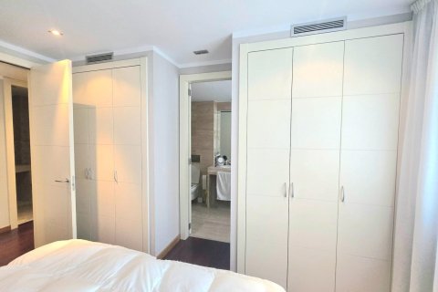 Apartamento de 3 dormitorios en venta en Principado De Andorra (Ninguna Poblacion Tiene C.P.), Lérida, Cataluña, Spain № 7755 - foto 19